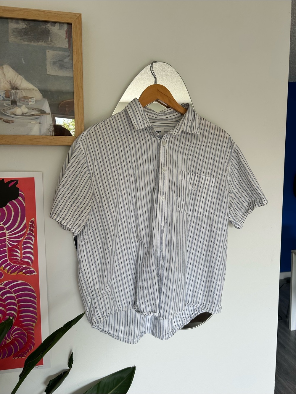 Unisex White & Navy Striped Short-Sleeve Button-Up Shirt